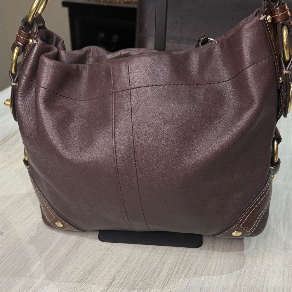Coach Chocolate Leather Shoulder Bag with Gold Hardware - Picture 5 of 11